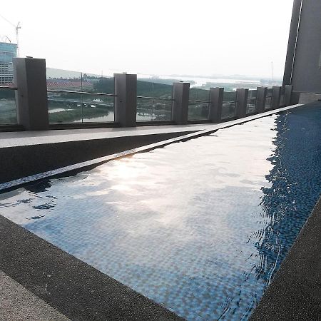 Imperio Melaka Family Suites By Jeffery Lam Home Management Exteriör bild